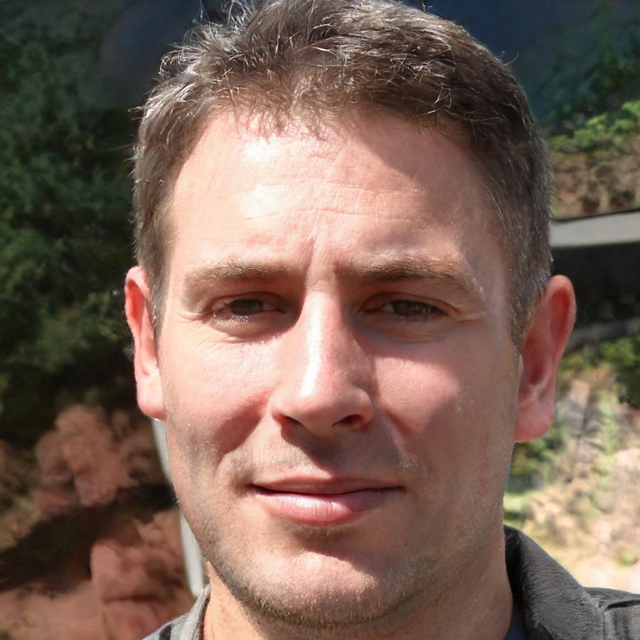 Игорь Савельев